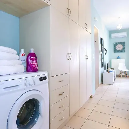 Cozy A Few Steps From The * Χερσόνησος