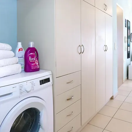 Cozy A Few Steps From The Daire