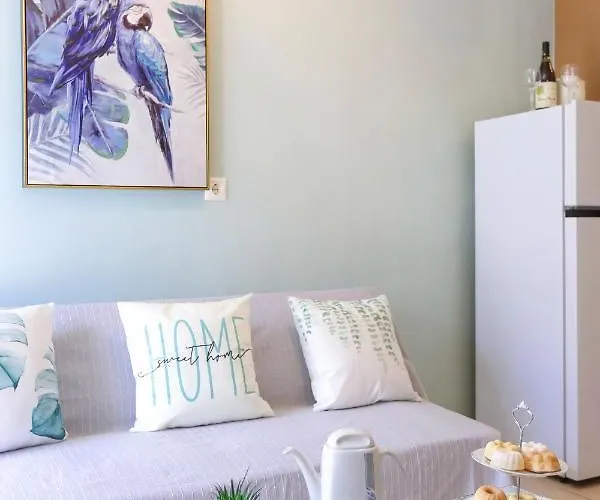 Cozy A Few Steps From The Daire Hersonissos (Crete)